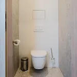 Days - Floor With Terrace & Ac Near Vysehrad Castle 公寓