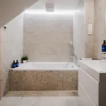 Days - Floor With Terrace & Ac Near Vysehrad Castle * 布拉格