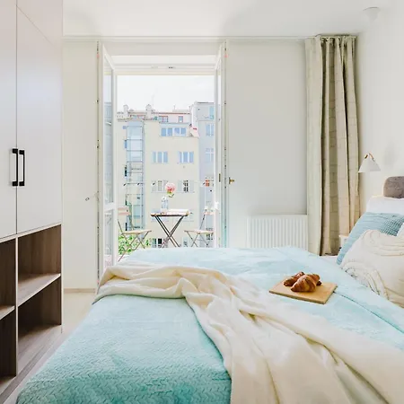 Appartamento Days - Floor With Terrace & Ac Near Vysehrad Castle *