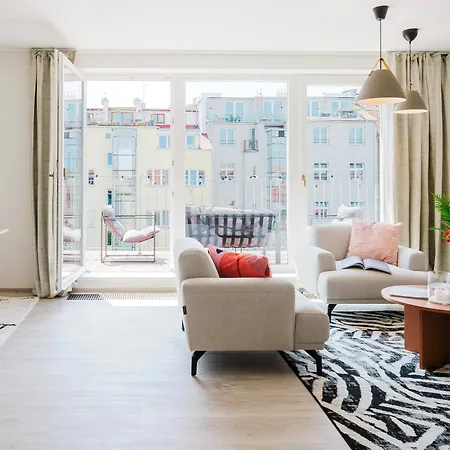 Days - Floor With Terrace & Ac Near Vysehrad Castle Daire Prag