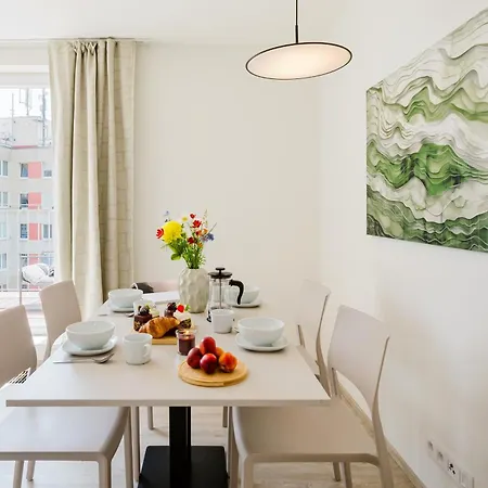 Days - Floor With Terrace & Ac Near Vysehrad Castle