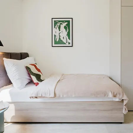 Daire Days - Floor With Terrace & Ac Near Vysehrad Castle Prag
