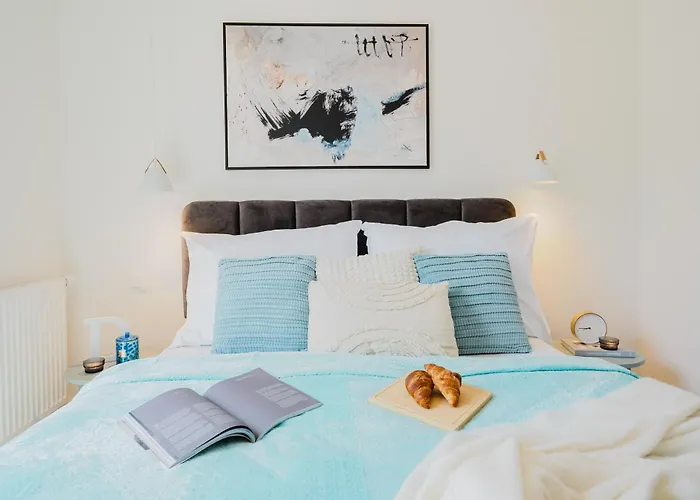 Days - Floor With Terrace & Ac Near Vysehrad Castle *