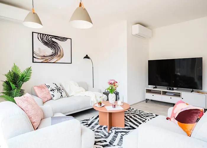 Days - Floor With Terrace & Ac Near Vysehrad Castle *