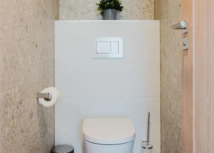 Days - Floor With Terrace & Ac Near Vysehrad Castle Appartamento Praga