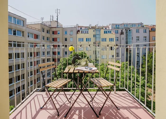 Days - Floor With Terrace & Ac Near Vysehrad Castle *